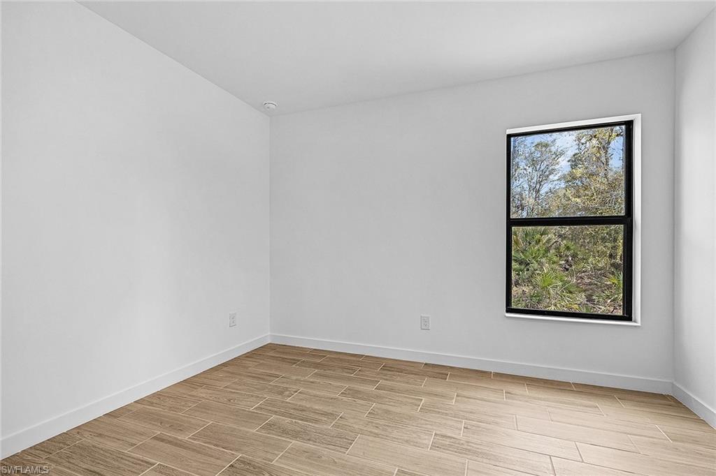 842 Gedeon Rd Property Photo 12