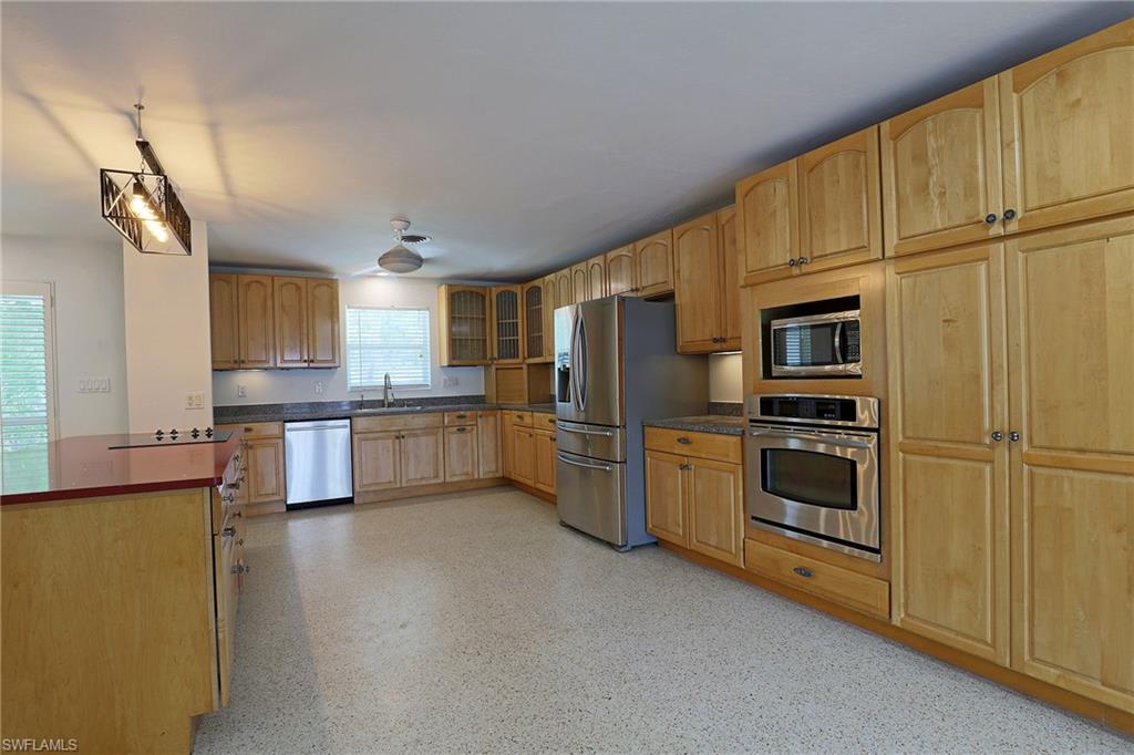 1353 Stadler Dr Property Photo 10