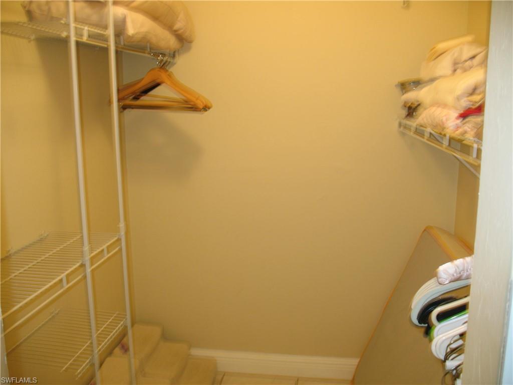 301 Se 1st St Property Photo 16