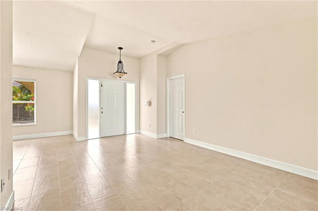 1508 Se 5th Ct Property Photo 7