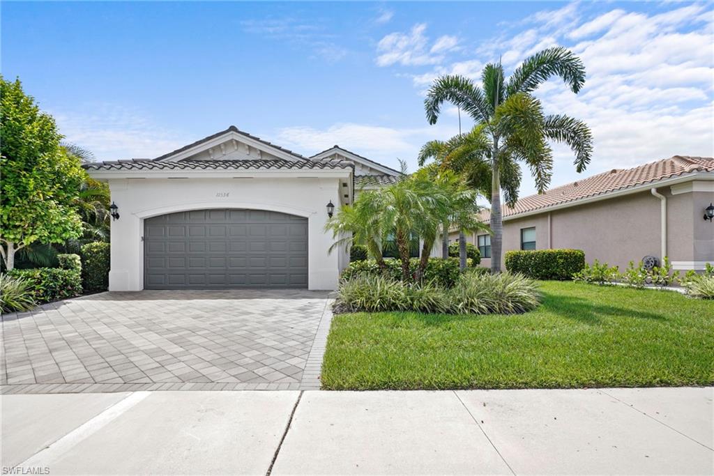 11536 Foxbriar Ln Property Photo 2