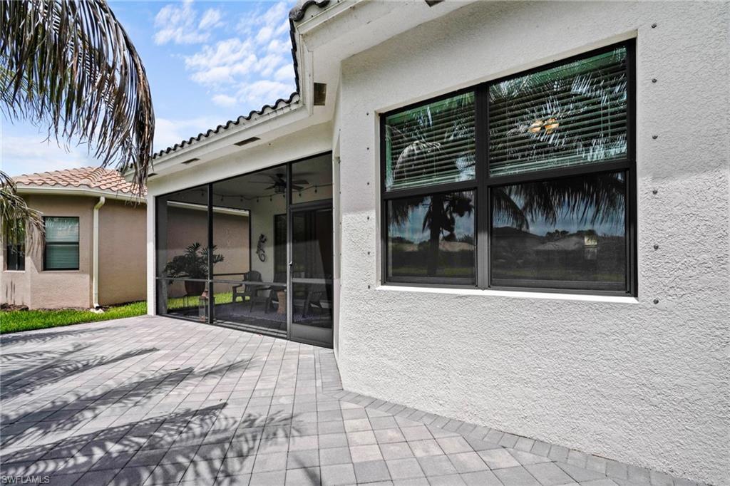11536 Foxbriar Ln Property Photo 38