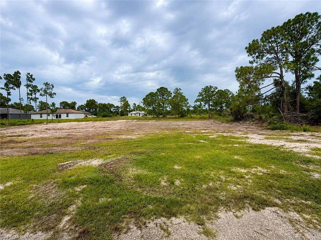 843 Dante Ave S Property Photo 3