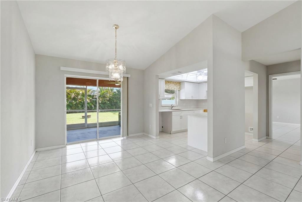 1403 Ne Van Loon Ter Property Photo 19