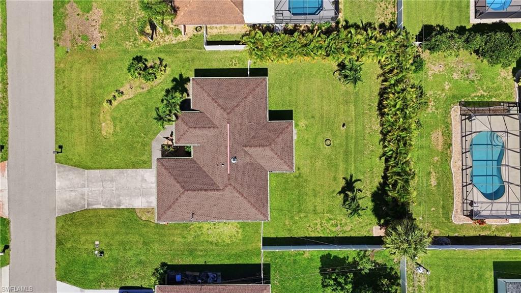 1403 Ne Van Loon Ter Property Photo 45