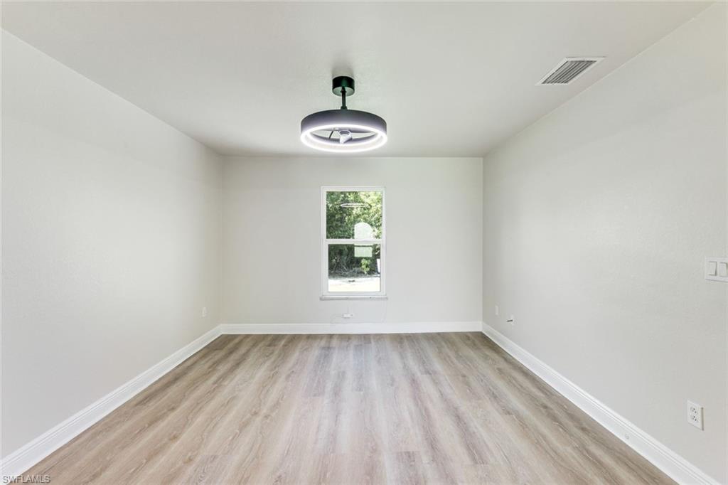 5201 4th St W Property Photo 5