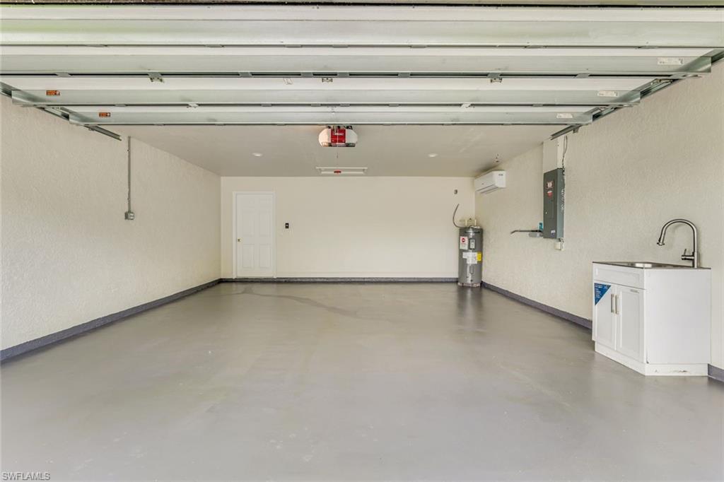 5201 4th St W Property Photo 12