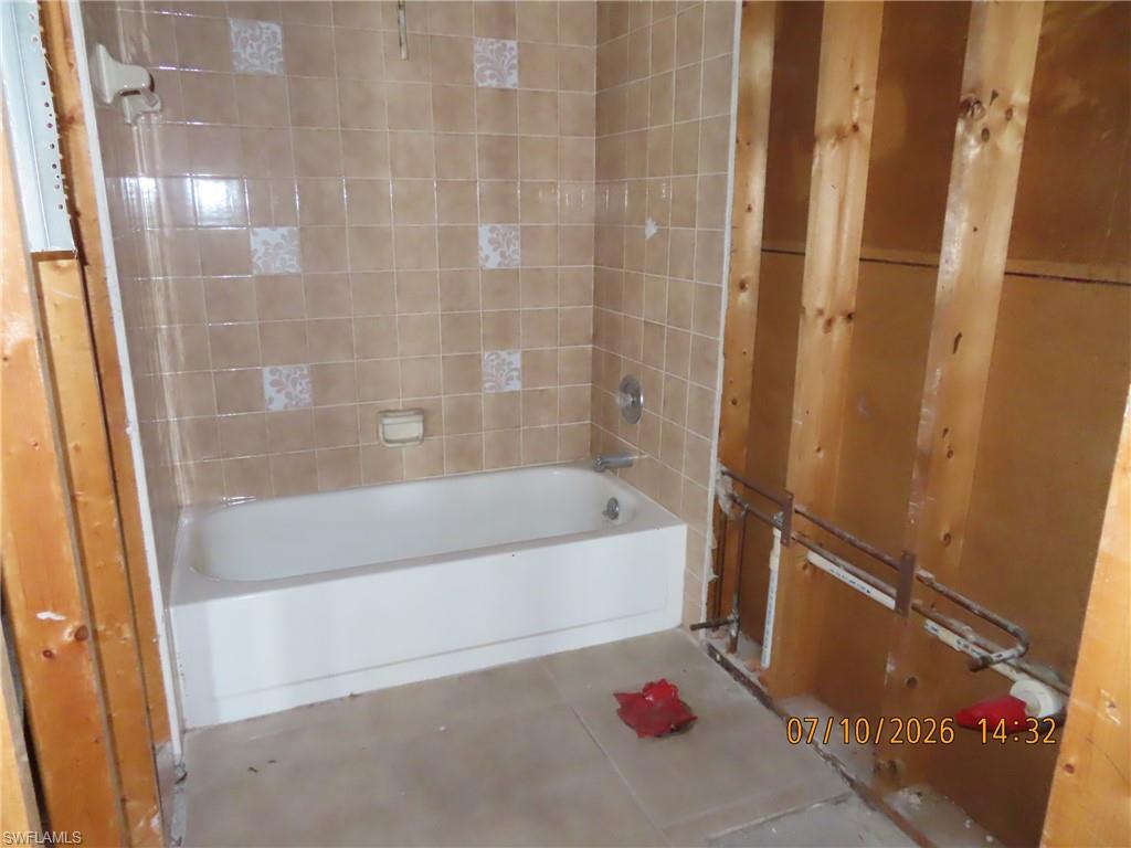 6012 Timberwood Cir 212 Property Photo 5