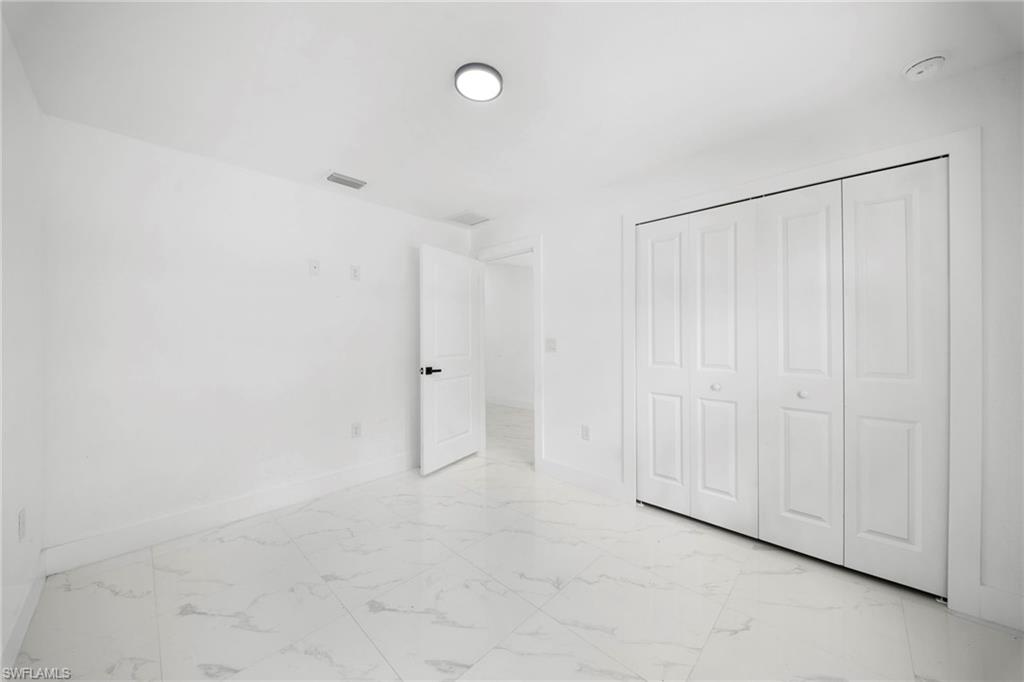 668 Chemstrand St E Property Photo 10