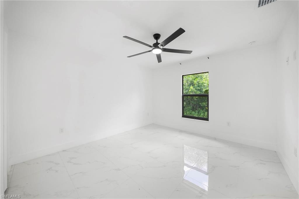 668 Chemstrand St E Property Photo 14