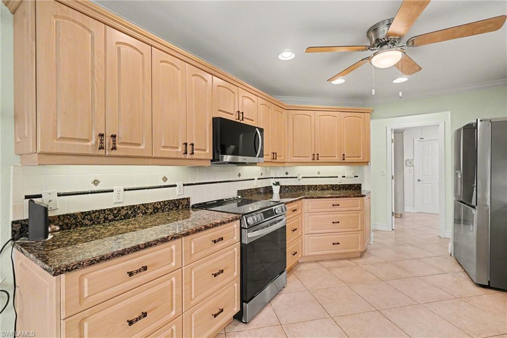 12001 Sw Kingsway Cir Property Photo 10