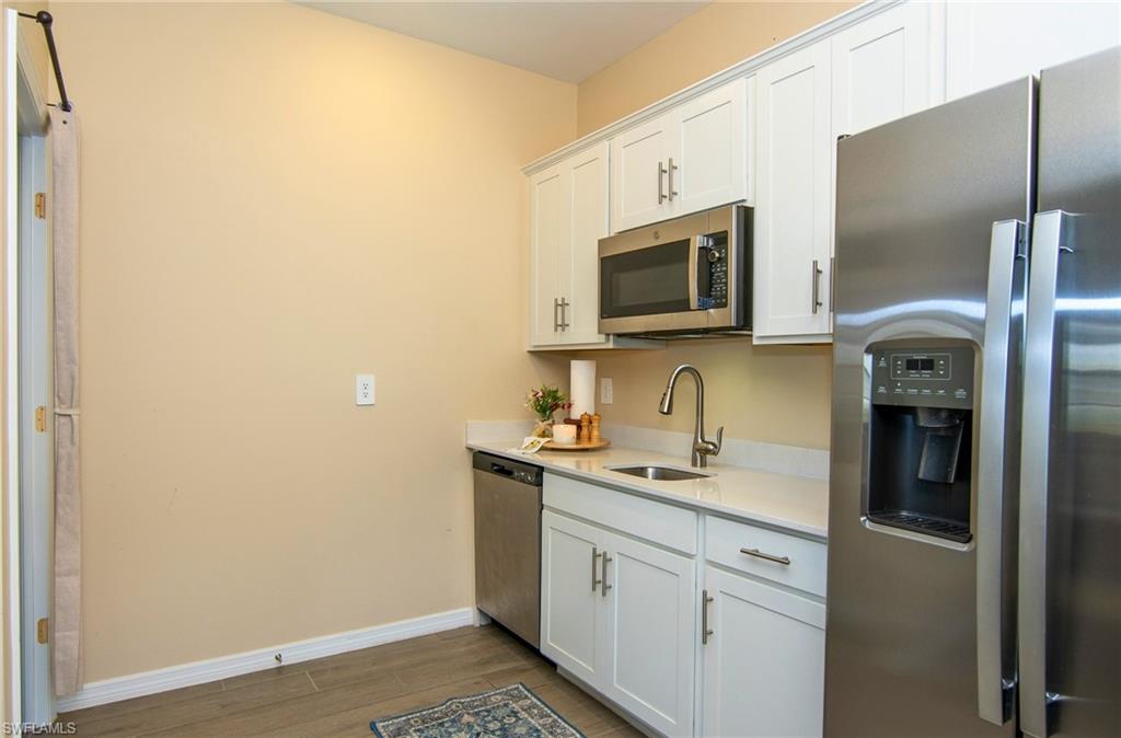 2433 Avocado Ln Property Photo 11