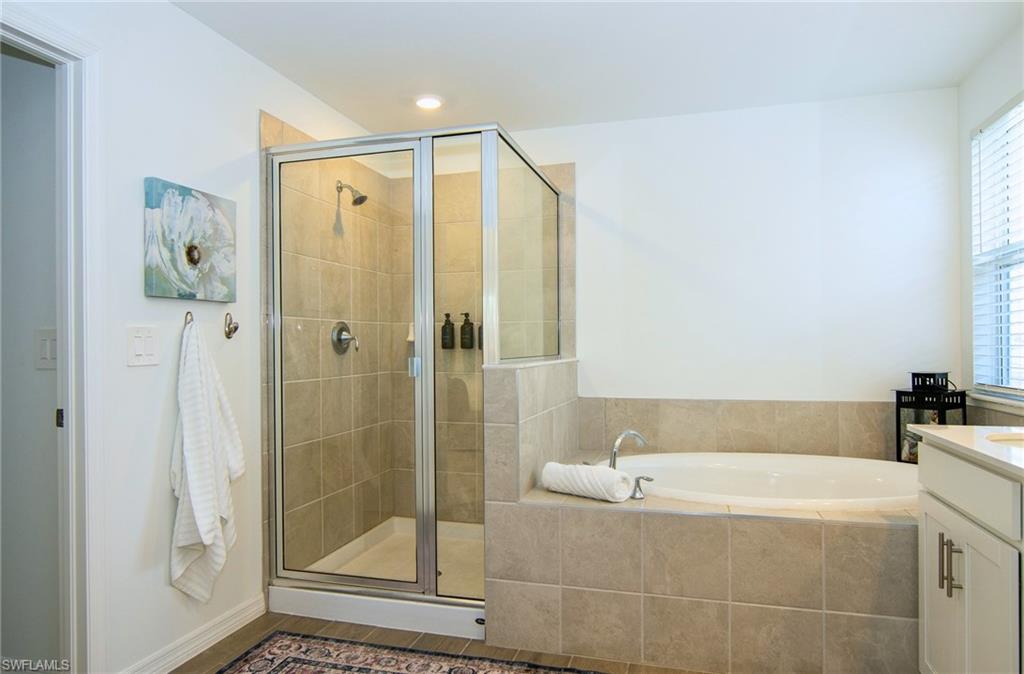 2433 Avocado Ln Property Photo 22