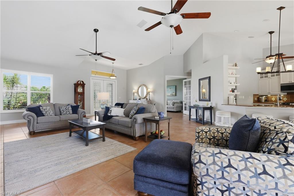 1233 Sea Breeze Ct Property Photo 6