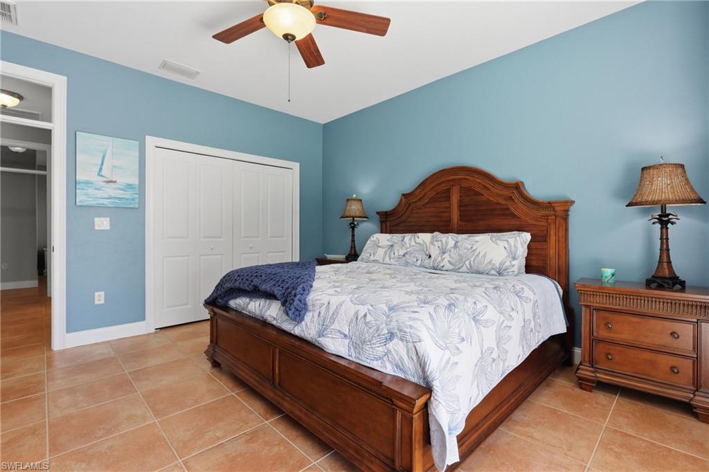 1233 Sea Breeze Ct Property Photo 17