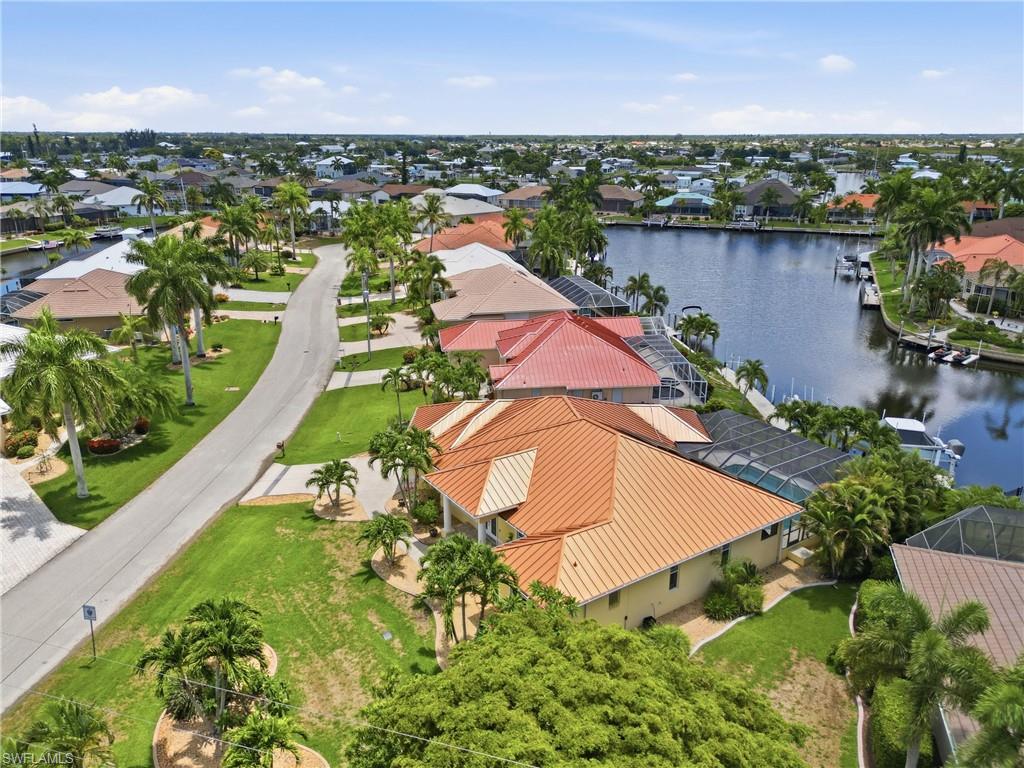 1233 Sea Breeze Ct Property Photo 31
