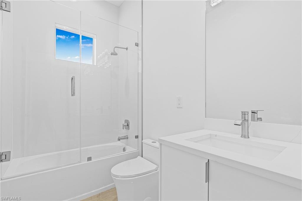 821 Nw 37th Pl Property Photo 31