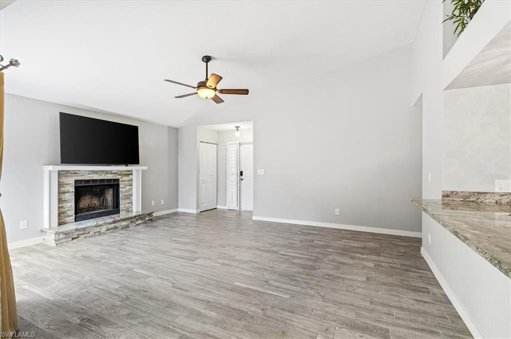 6238 Timberwood Cir 109 Property Photo 7