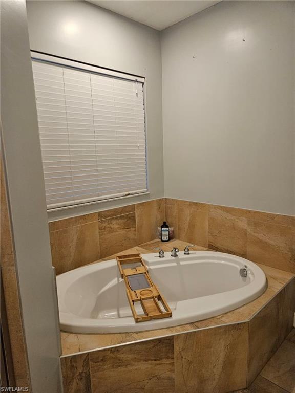 915 Barbara Ct Property Photo 26