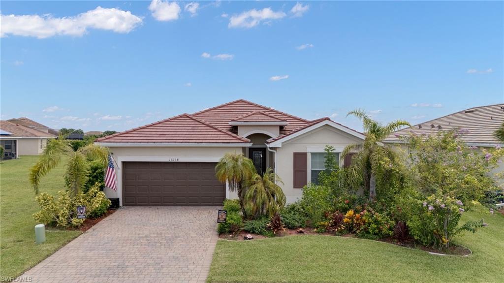 16138 Palmetto Prairie Dr Property Photo 2