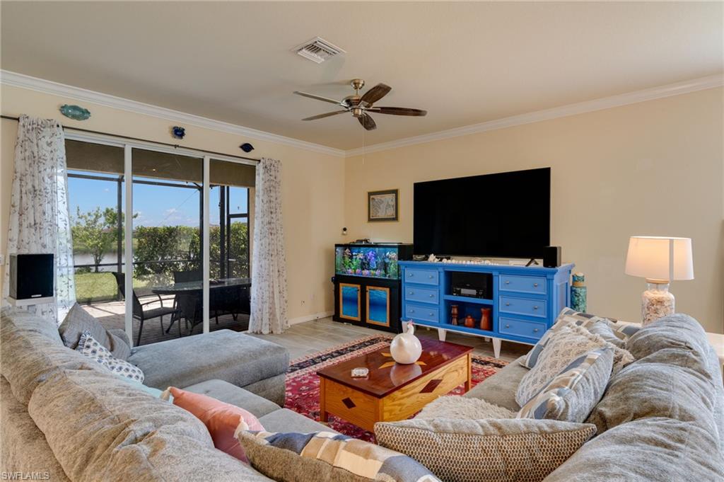 16138 Palmetto Prairie Dr Property Photo 4