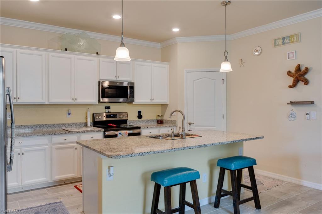 16138 Palmetto Prairie Dr Property Photo 8