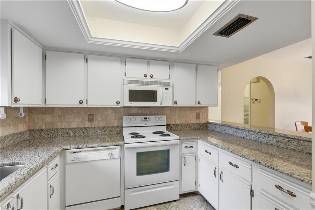 10 Beth Stacey Blvd 206 Property Photo 24