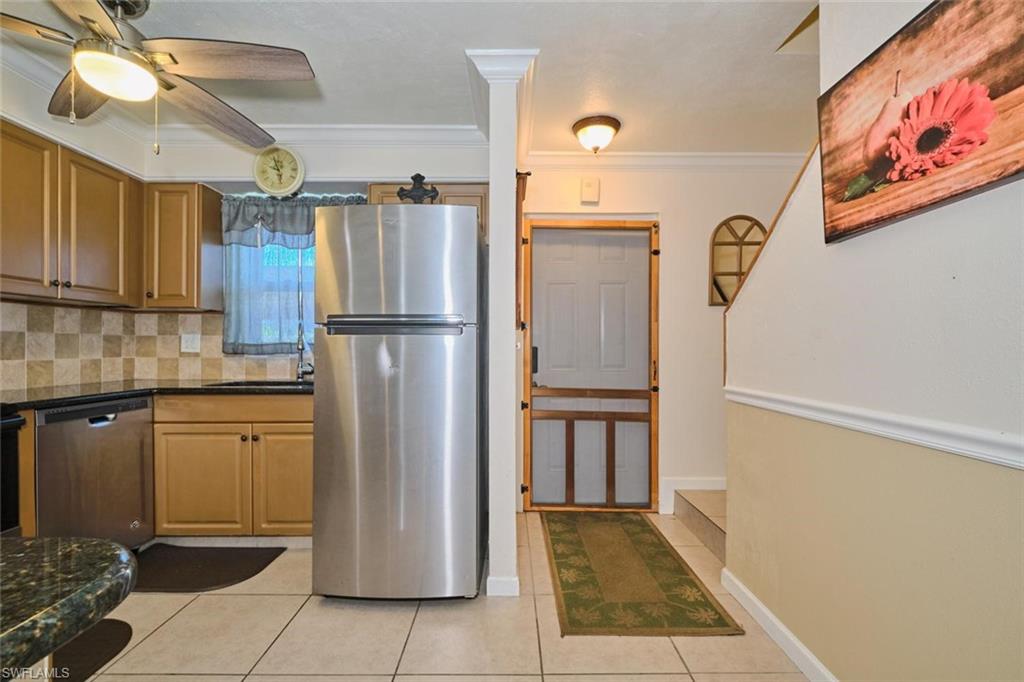 6777 Winkler Rd 142 Property Photo 4