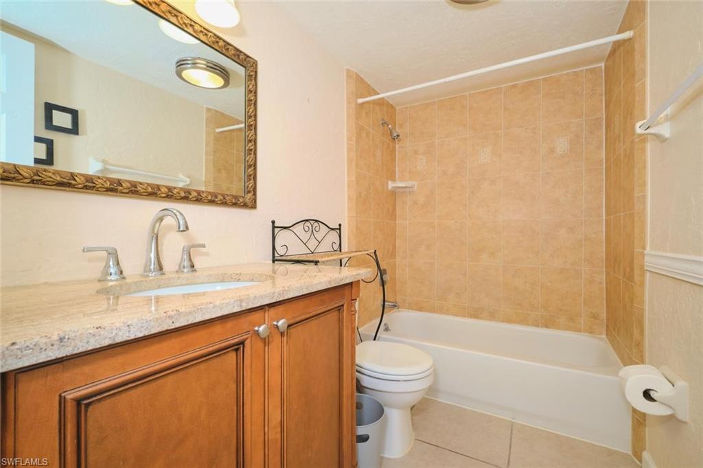 6777 Winkler Rd 142 Property Photo 16