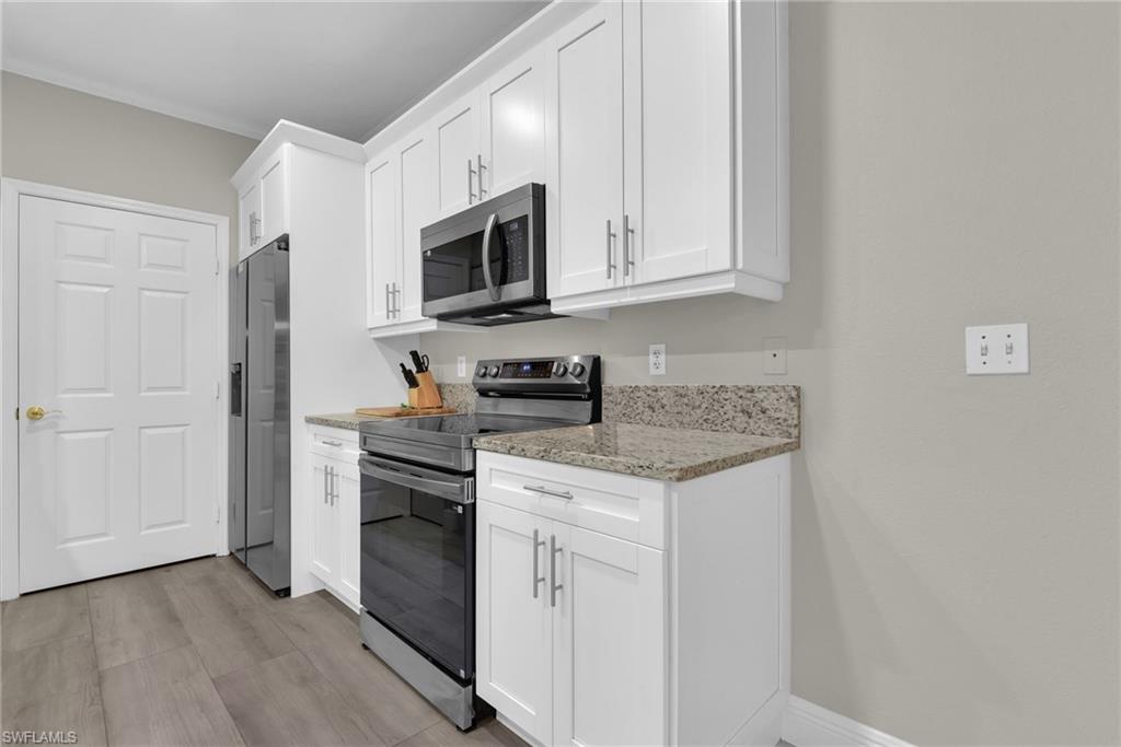 11521 Villa Grand 913 Property Photo 7