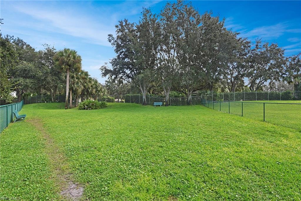 11521 Villa Grand 913 Property Photo 27