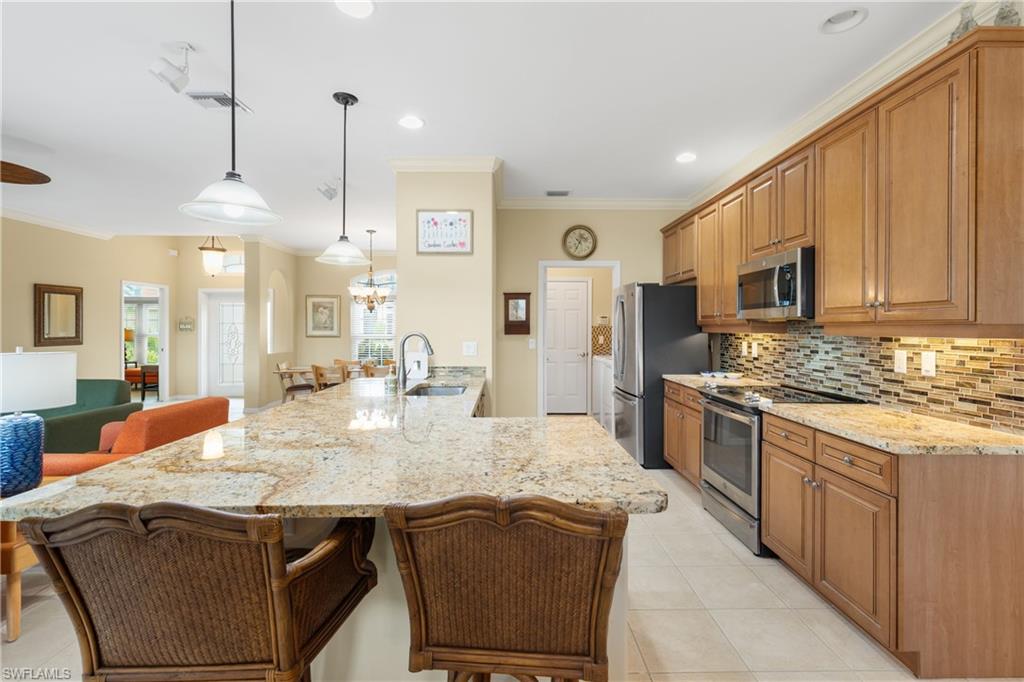 15040 Balmoral Loop Property Photo 5