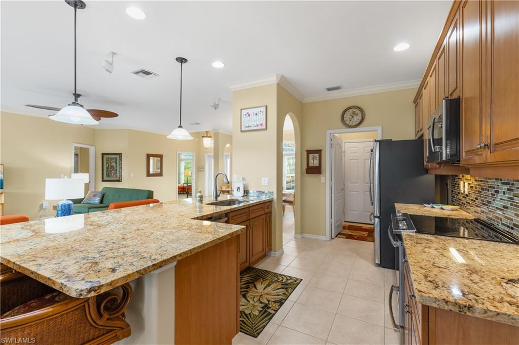 15040 Balmoral Loop Property Photo 6