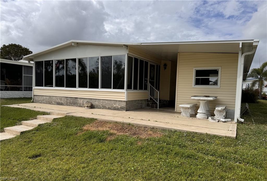 350 Shoreland Dr Property Photo 12