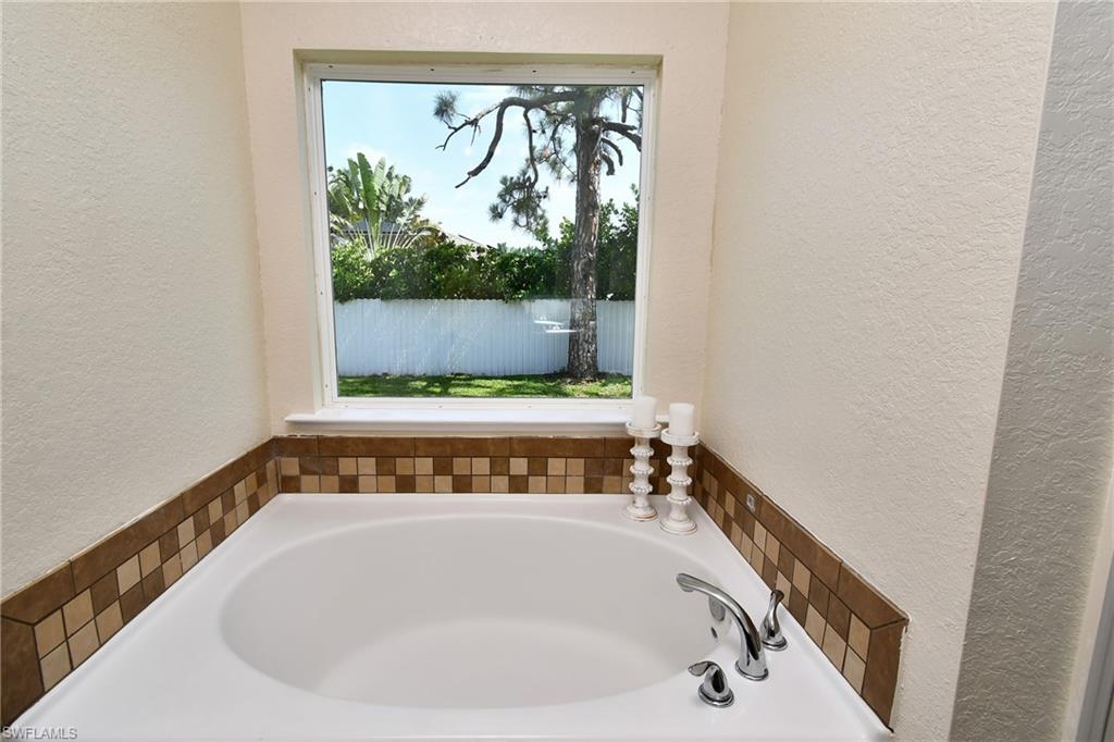 1913 Sw 26th Ter Property Photo 21