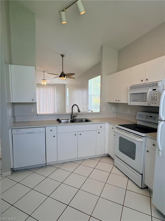 3619 Pine Oak Cir 108 Property Photo 4