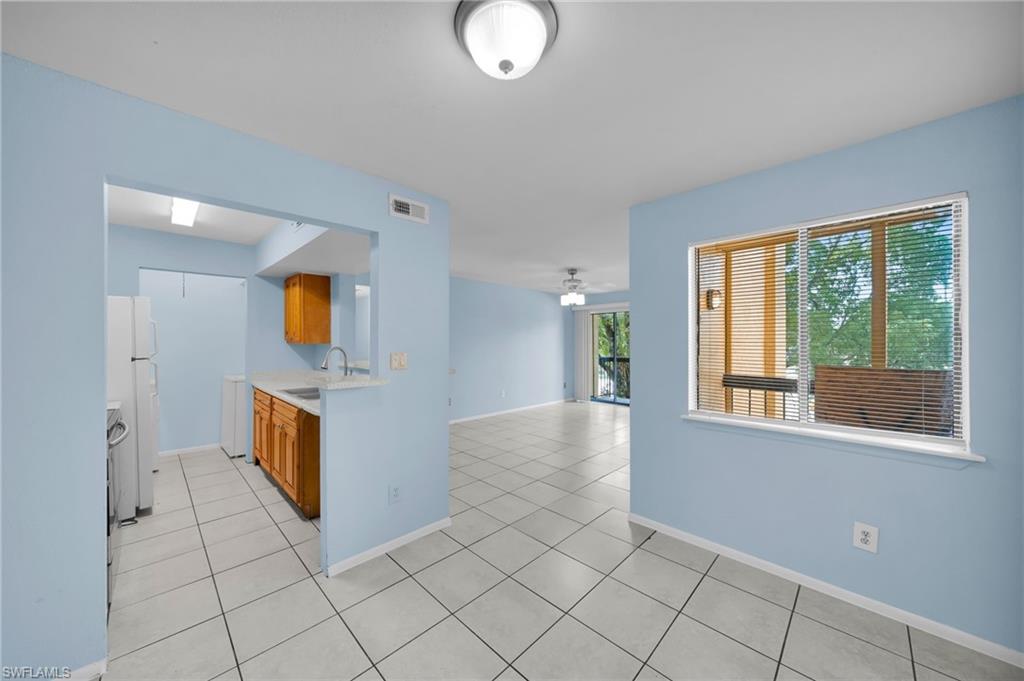 2885 Winkler Ave 612 Property Photo 6