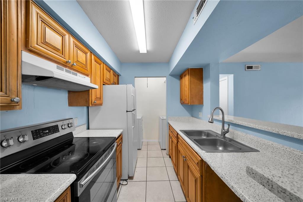 2885 Winkler Ave 612 Property Photo 7