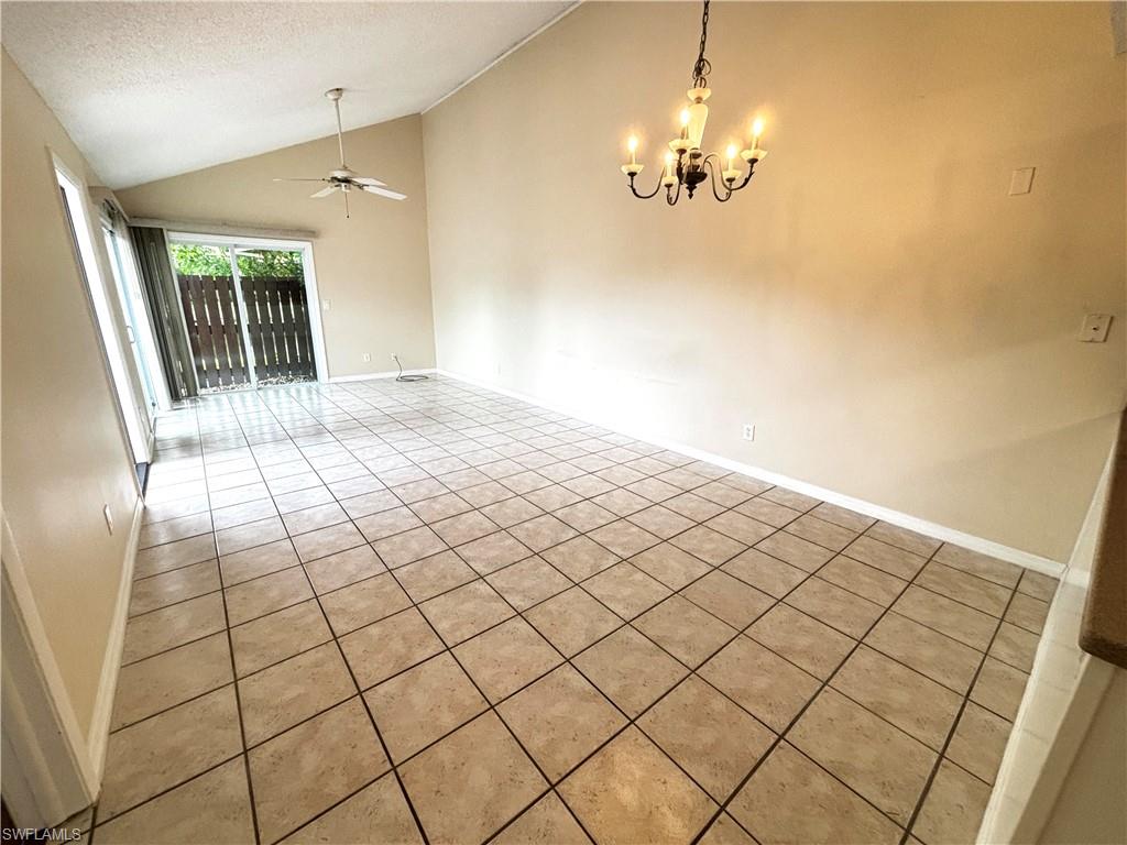 5660 Foxlake Dr Property Photo 6