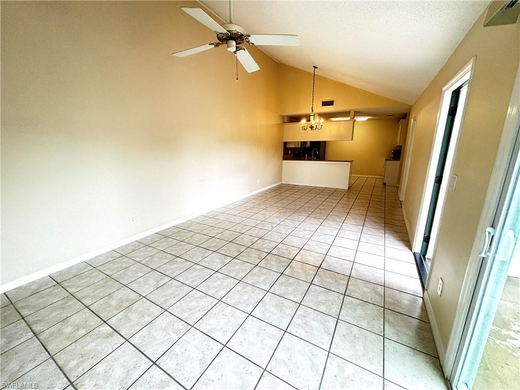 5660 Foxlake Dr Property Photo 8