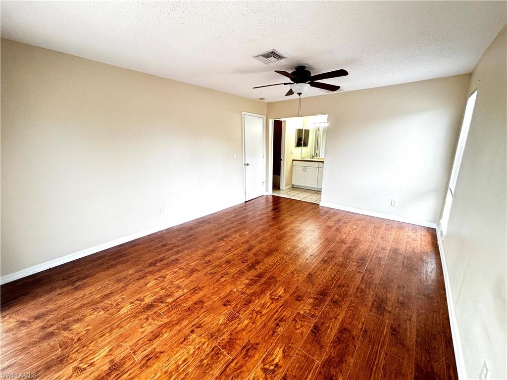 5660 Foxlake Dr Property Photo 10