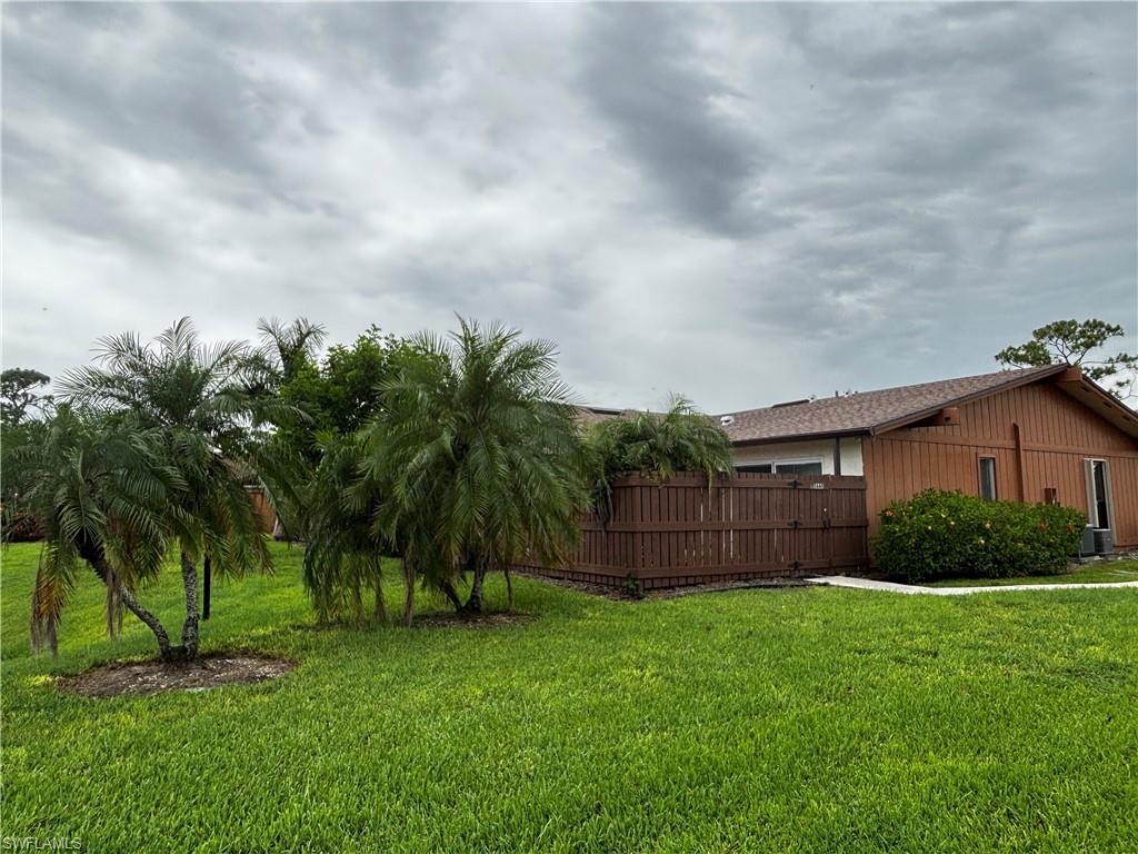 5660 Foxlake Dr Property Photo 15
