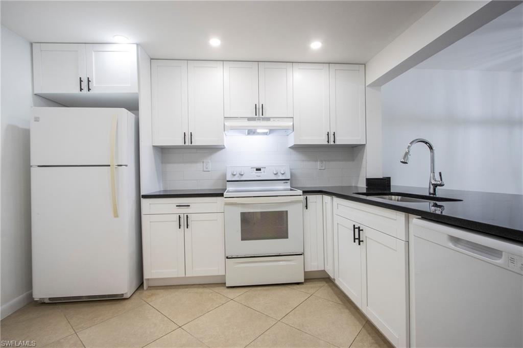 1083 Forest Lakes Dr 206 Property Photo 5