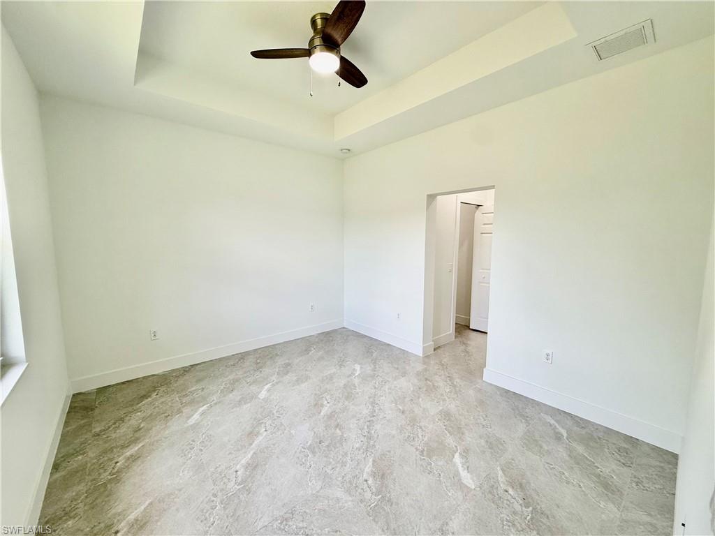 193 Castle Ave Property Photo 18