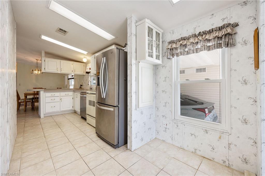 370 Nicklaus Blvd Property Photo 12