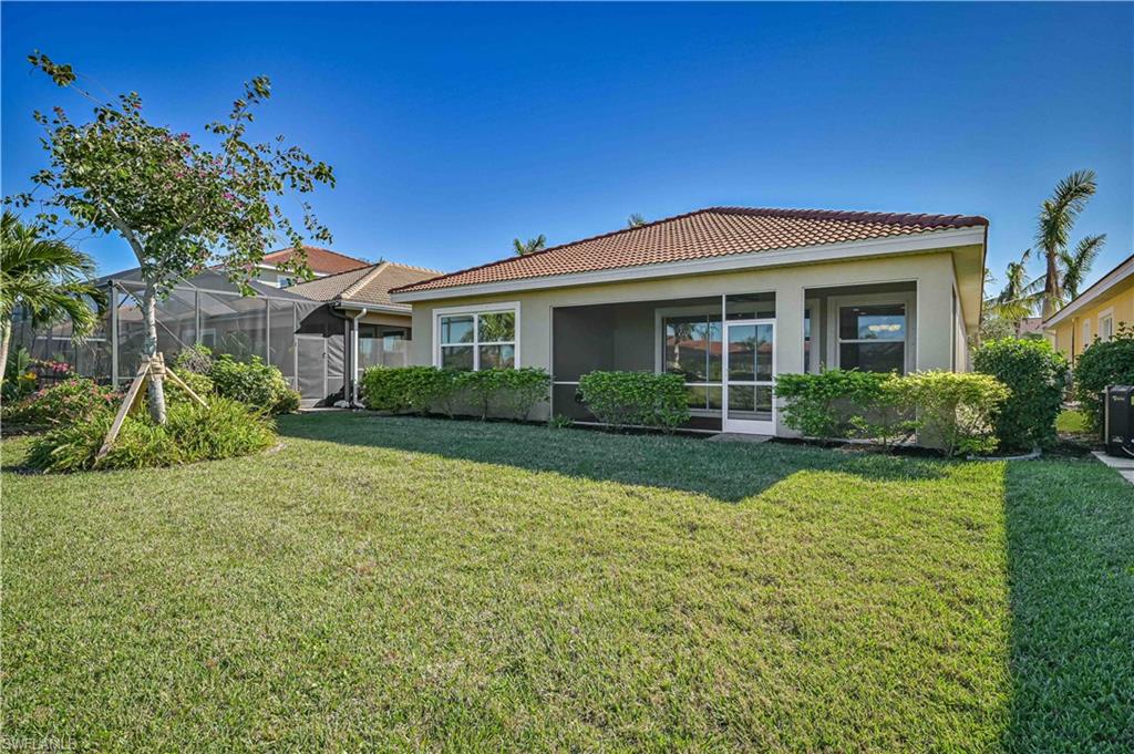 3899 Eldon St Property Photo 4