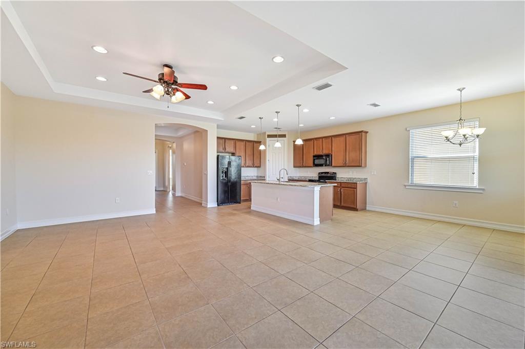 3899 Eldon St Property Photo 5