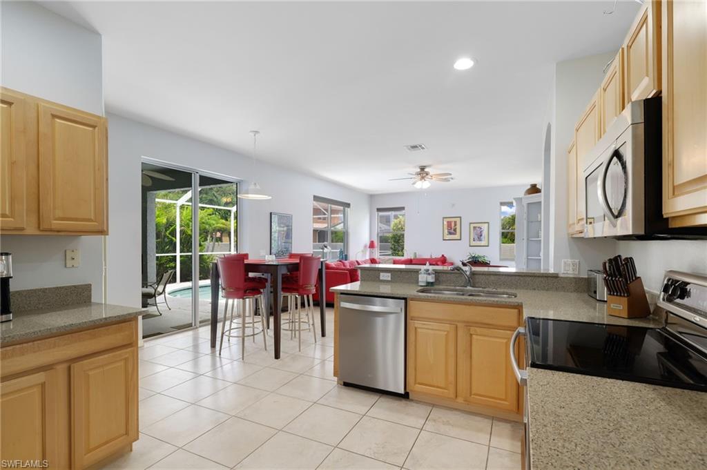17341 Stepping Stone Dr Property Photo 14