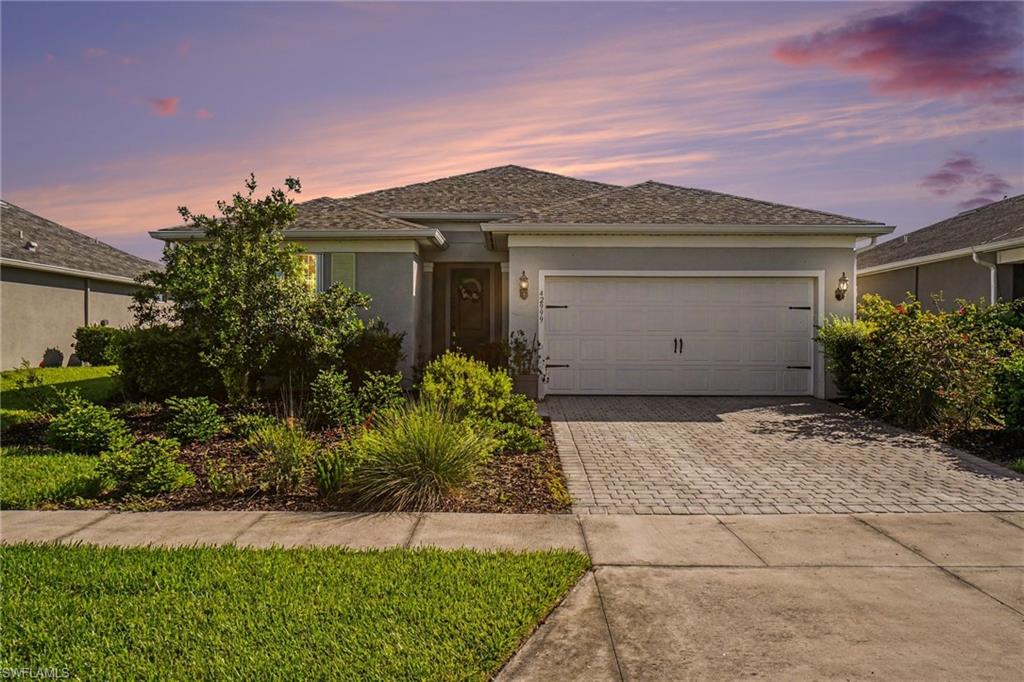 42999 Wiregrass LN Property Photo 1