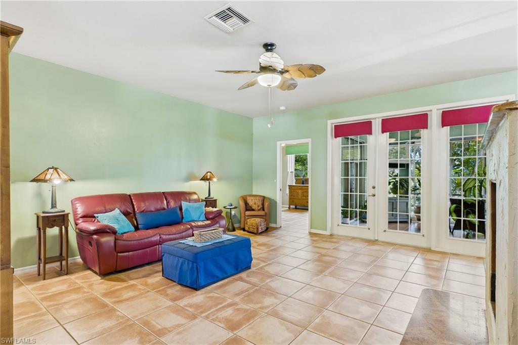 7980 Sandel Wood Cir W Property Photo 16